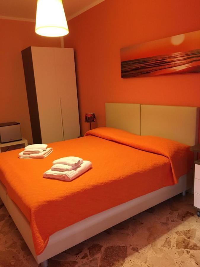 B&B Dea Чефалу Екстериор снимка